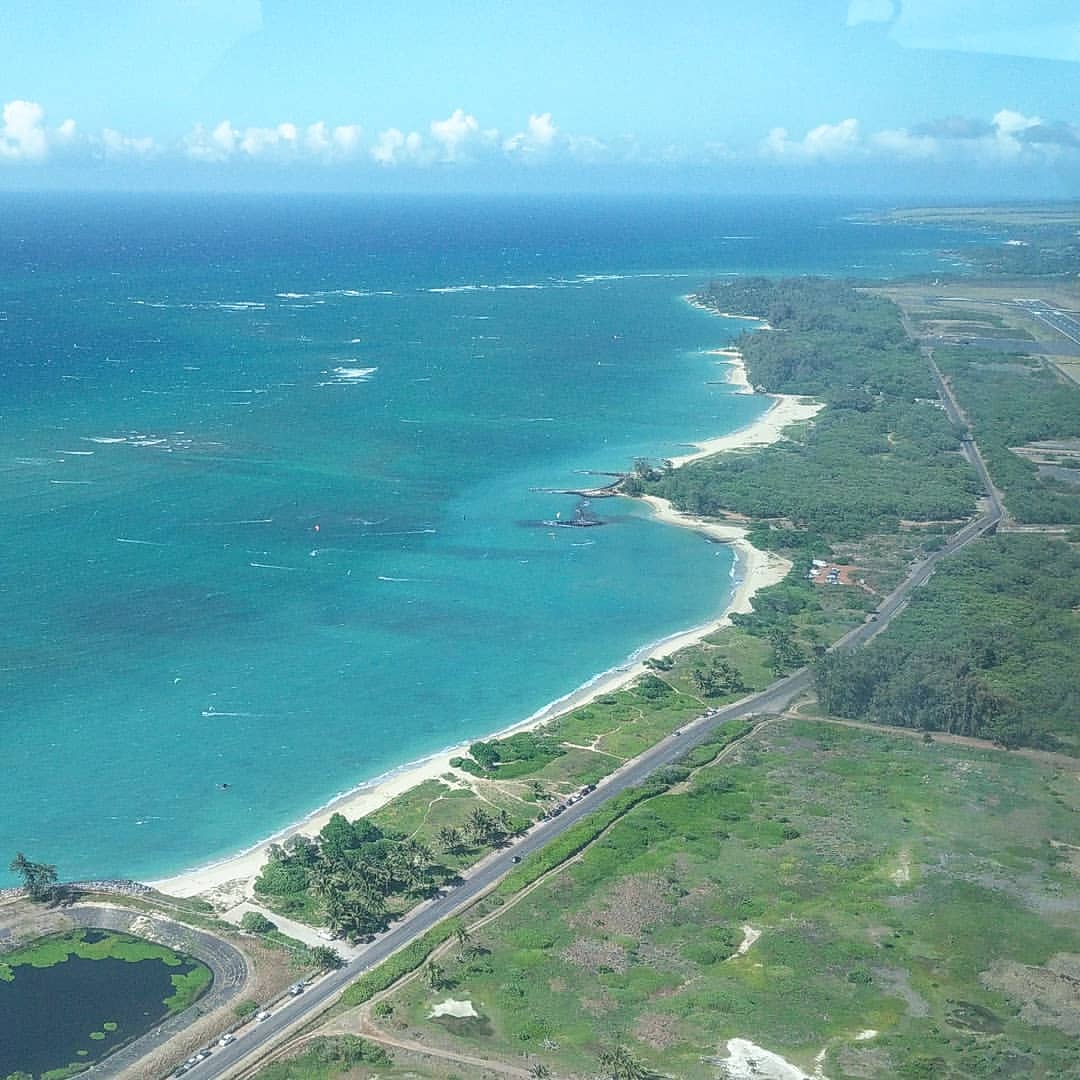 Kitesurfing at Kite Beach, Maui