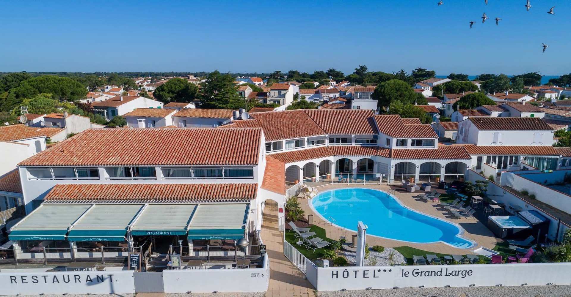 Hôtel Restaurant Le Grand Large at Île de Ré