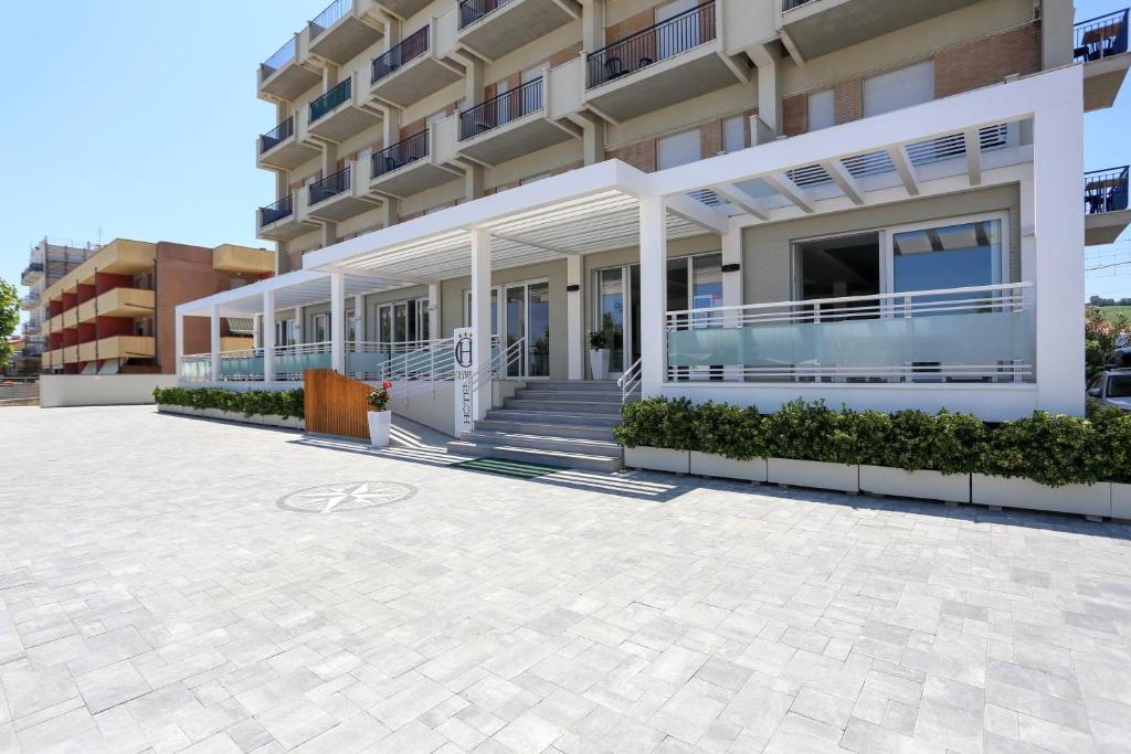 Find some peace at Hotel Olympia in Senigallia, Puglia.