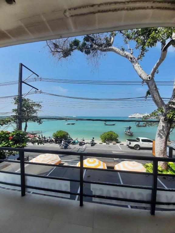 Accommodation in Nathon, Koh Samui, suitable for kitesurfing.