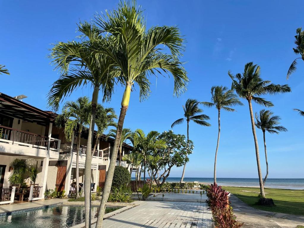 The Ocean Resort Samui near Nahai Beach, Koh Samui, is ideal for kitesurfing.