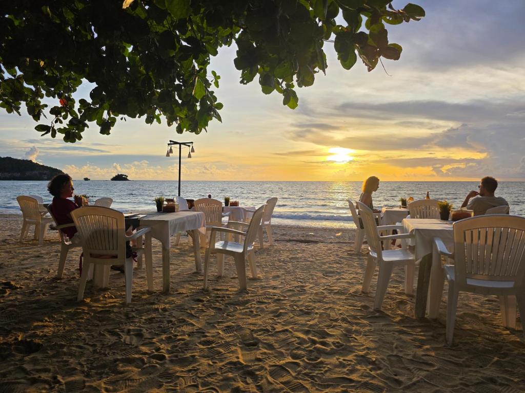 TT Naiyang Beach Phuket on Nai Yang Beach, Phuket, perfect for kitesurfing holidays.